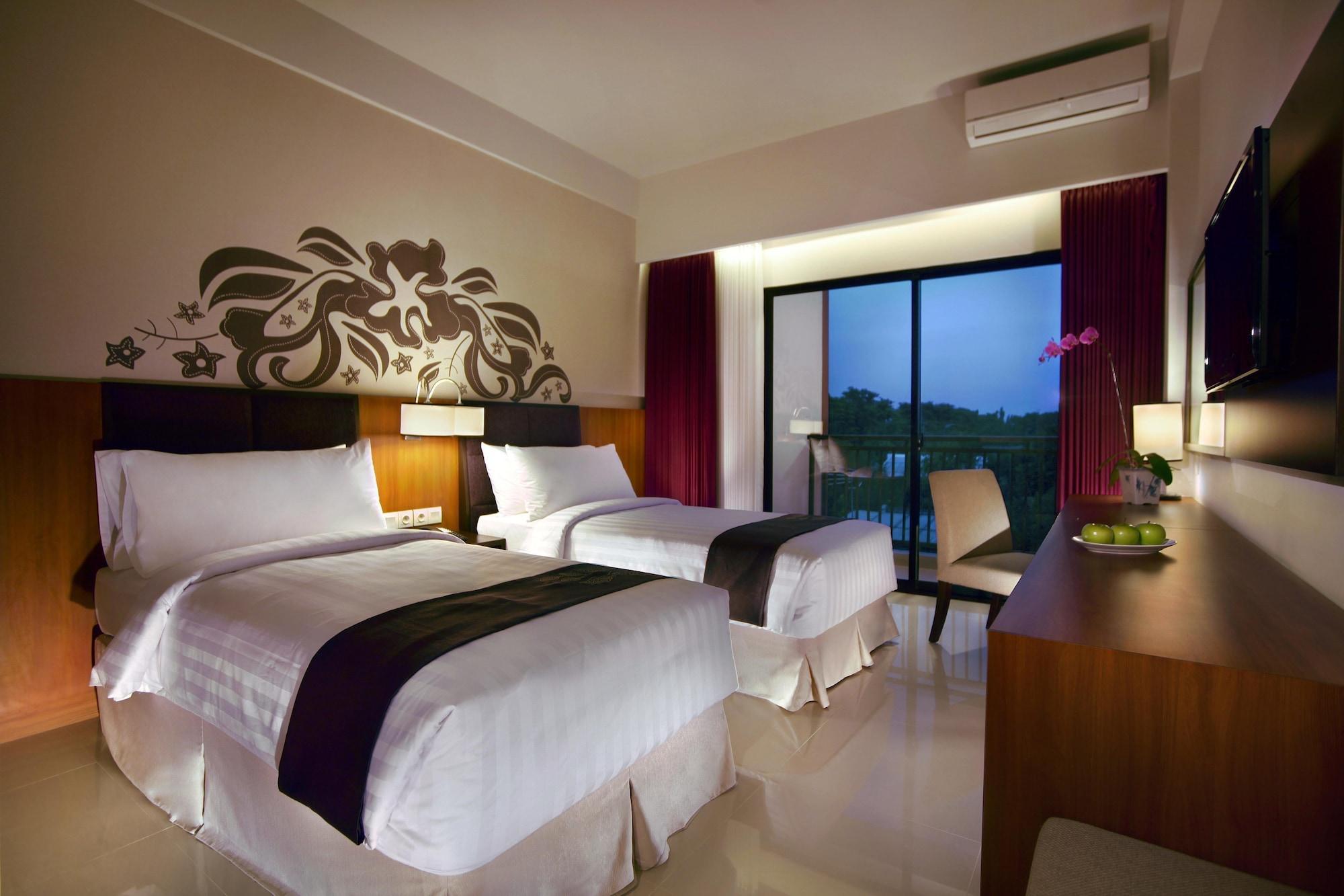 Aston Bojonegoro City Hotel Exterior foto